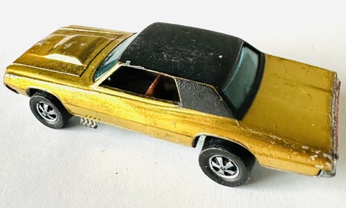 Hot Wheels Redline 1967 Custom T-Bird HK Gold w Brown Interior Deep Dish Wheels - Picture 8 of 10
