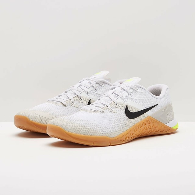 nike metcon 4 light bone