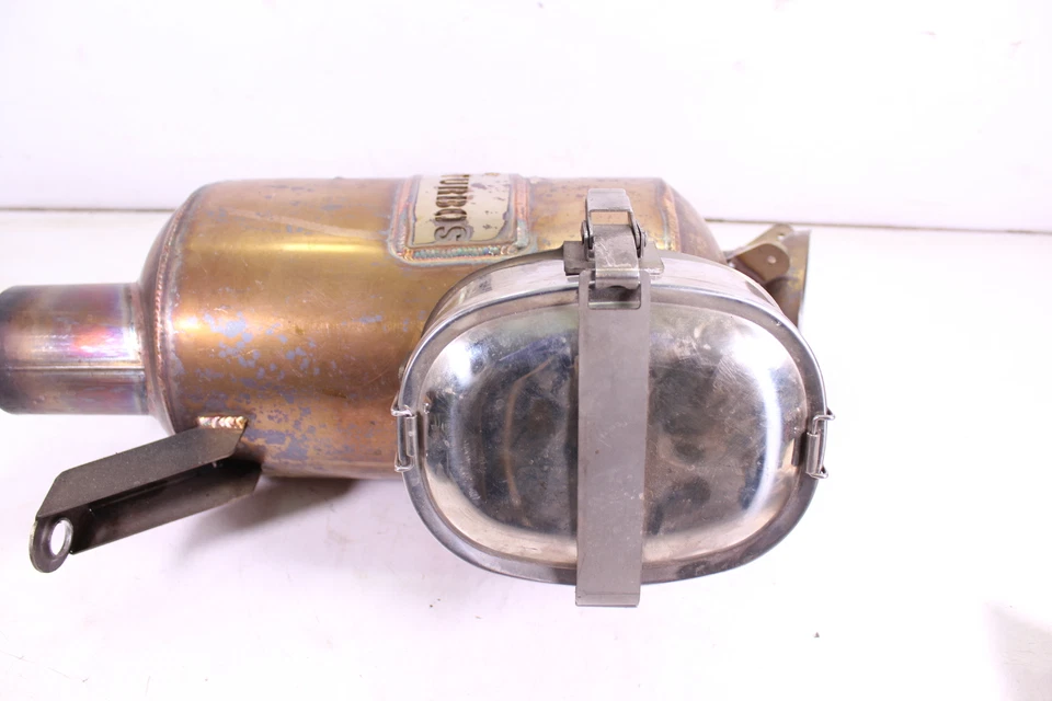 Silenciador/lata Ski-Doo Summit 850 Turbo X Silver Turbos 2022 con cocina  Foto 3 de 4