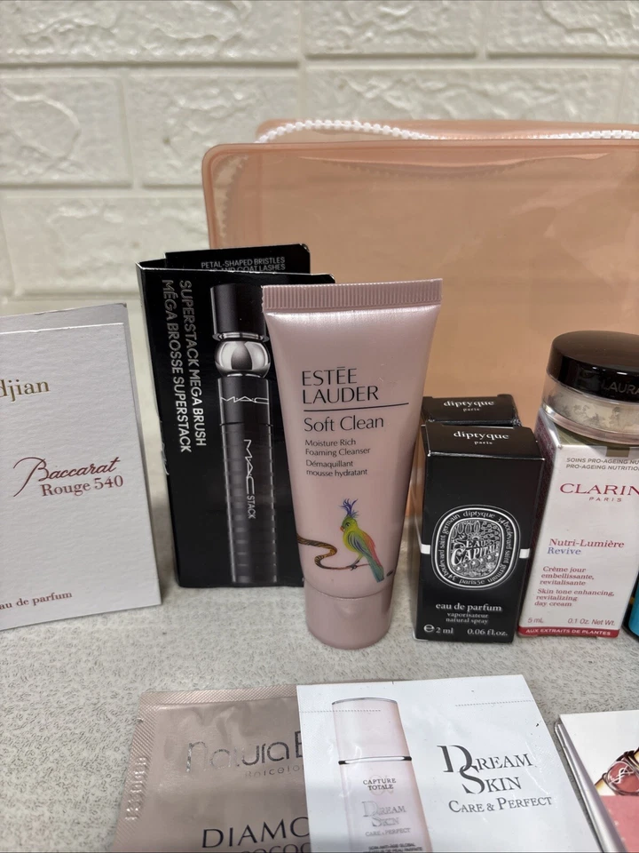 NORDSTROM BEAUTY  Foto 3 de 4