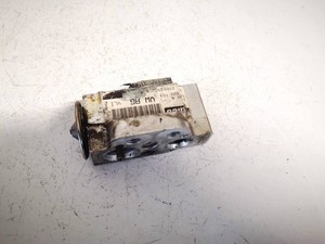 1k0820679 Expansionsventil, Klimaanlage  Volkswagen Caddy DE2652051-41