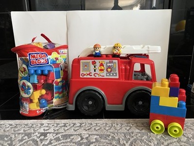 Mega Bloks First Builders Bulk Lot - Firetruck, 2 Figures, 96 Bricks