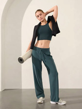 Athleta Womens 99 Seasoft Lounge Mid Rise Straight Pant Cypress Green size MT