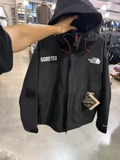 Brand New! The North Face’s Men’s Black Gore•Tex Jacket! Size XL