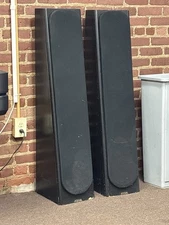 Pair Of NEAR Floor-standing stereo speakers model 50ME