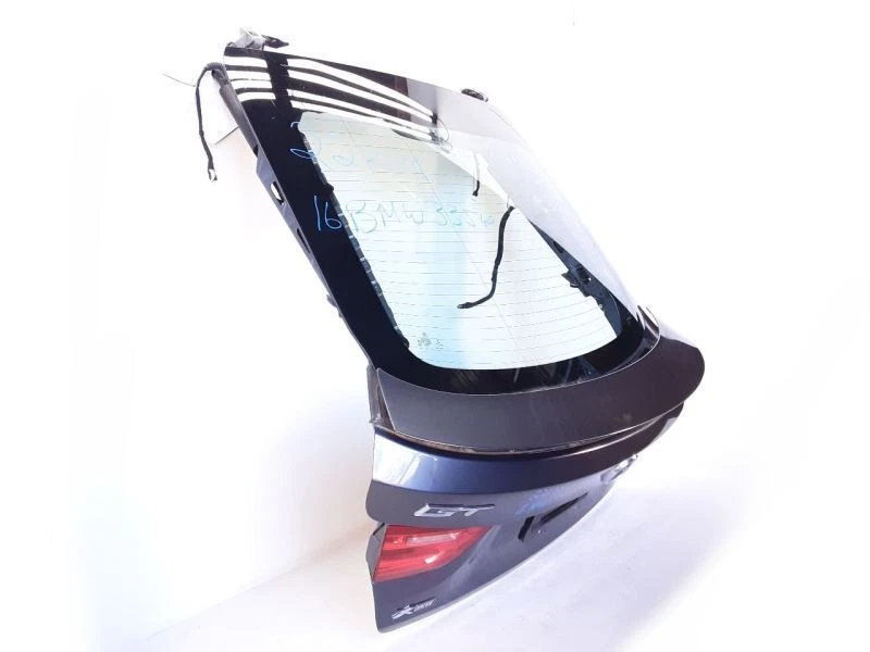 Puerta trasera maletero BMW 330i GT 14-19 Foto 3 de 4