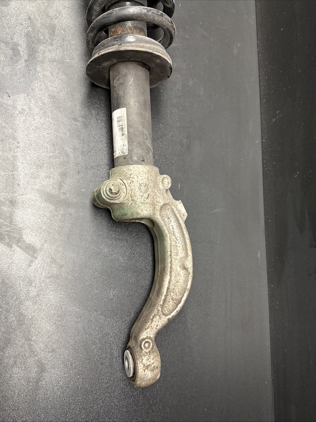 Maserati Ghibli 2014-2019 Front Left Strut assembly