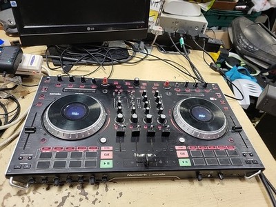 Numark NS6II 4-Kanal Serato DJ Controller - nicht vollständig getestet 