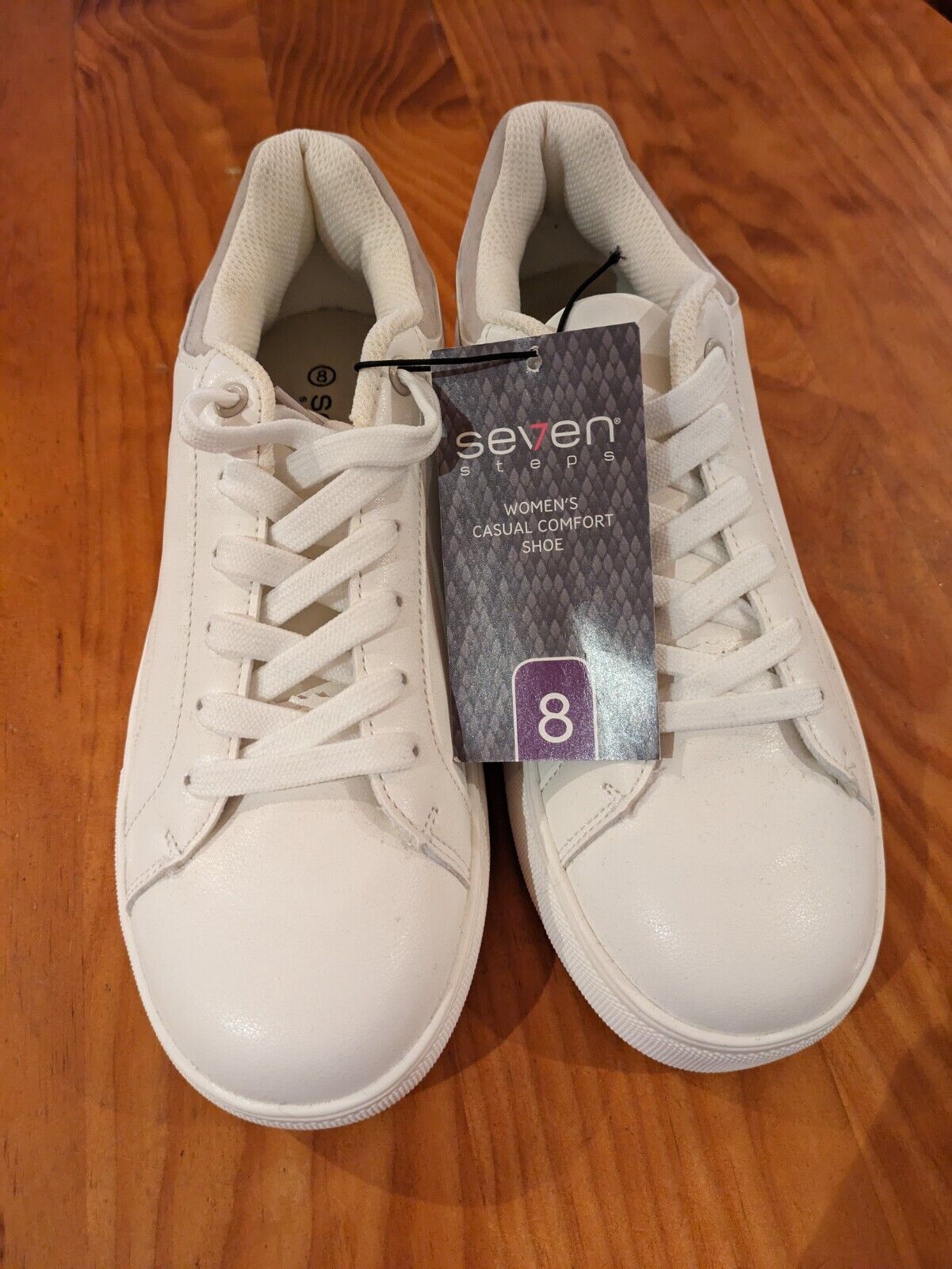 Ladies White Runners Nwt Size 8