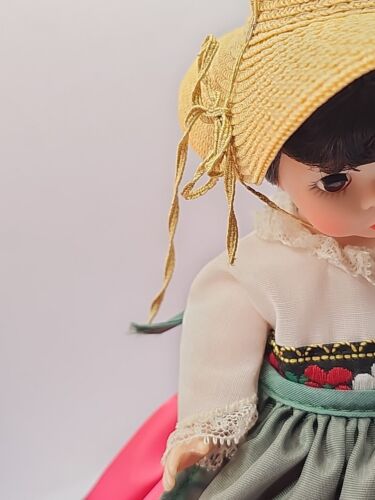 Madame Alexander ITALY 8" Doll #593 International Collection Vintage With Box - Picture 3 of 13