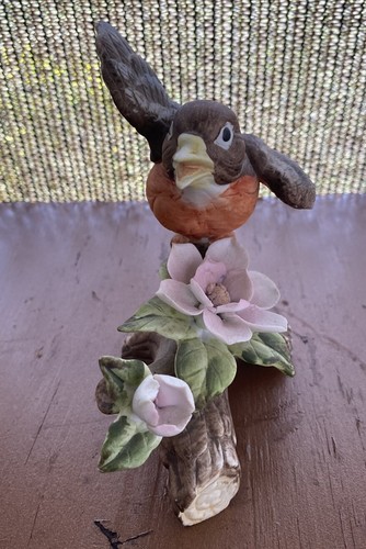 Porcelain Bird on Flower Branch Figurin 5.5 x 4.5 Inches Made in Taiwan - Picture 4 of 5
