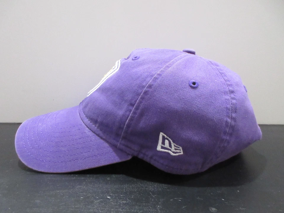 Gorra Orlando City Correa Trasera Púrpura MLS Fútbol Fútbol Fútbol Nueva Era Para Hombres Foto 3 de 4