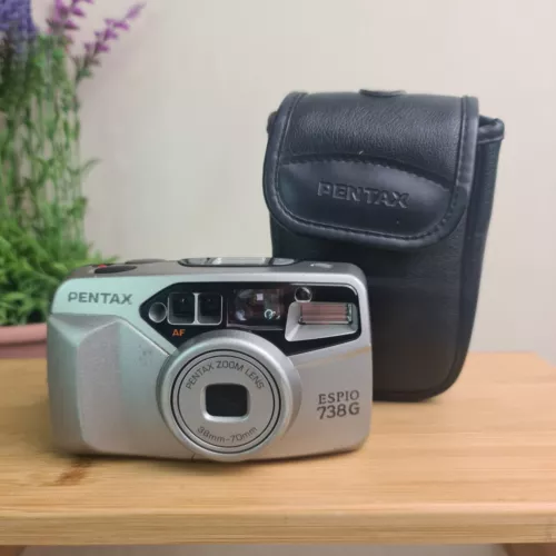 Pentax Espio 738G 35mm Point and Shoot Camera Black Battery Untested