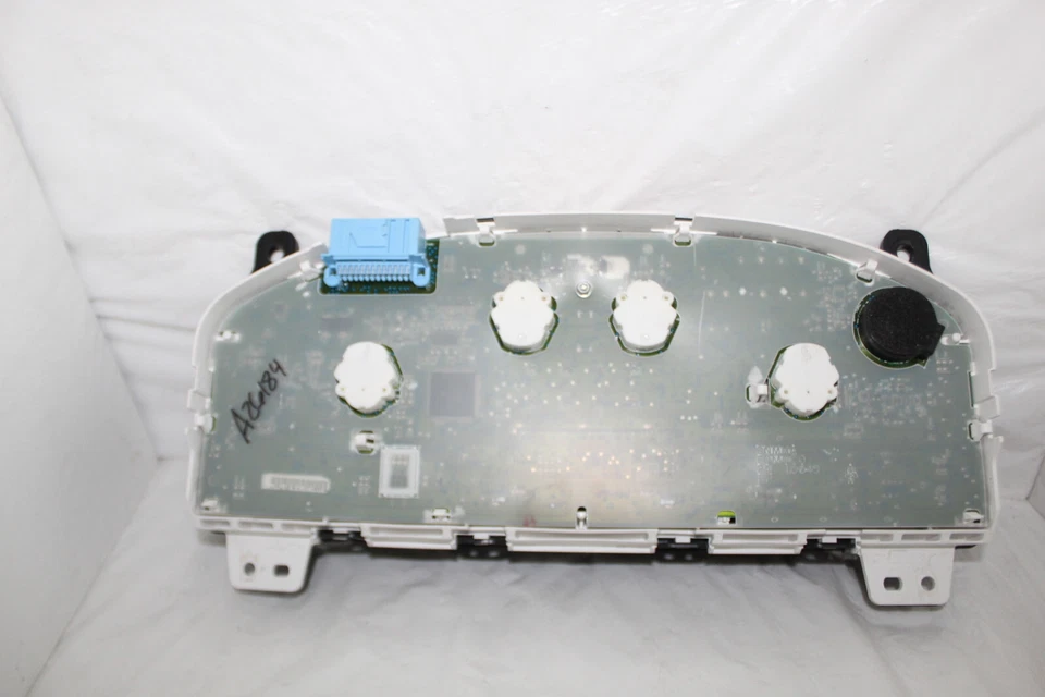 Cuadro de instrumentos velocímetro 08 Mercury Mariner indicadores de panel 68.159 millas Foto 2 de 4