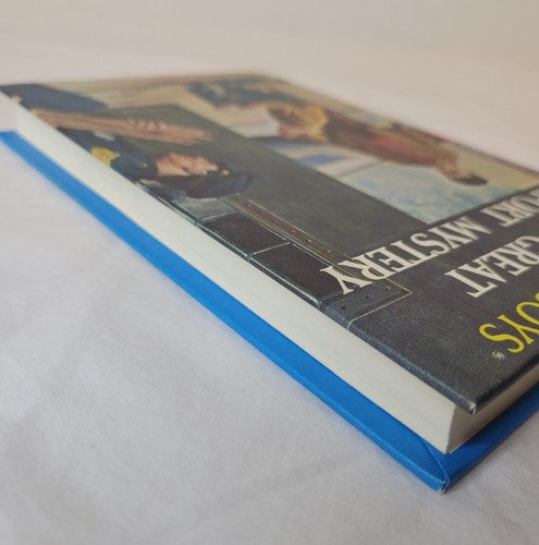 The Hardy Boys The Great Airport Mystery #9 by Franklin W. Dixon 1987 - Picture 8 of 9