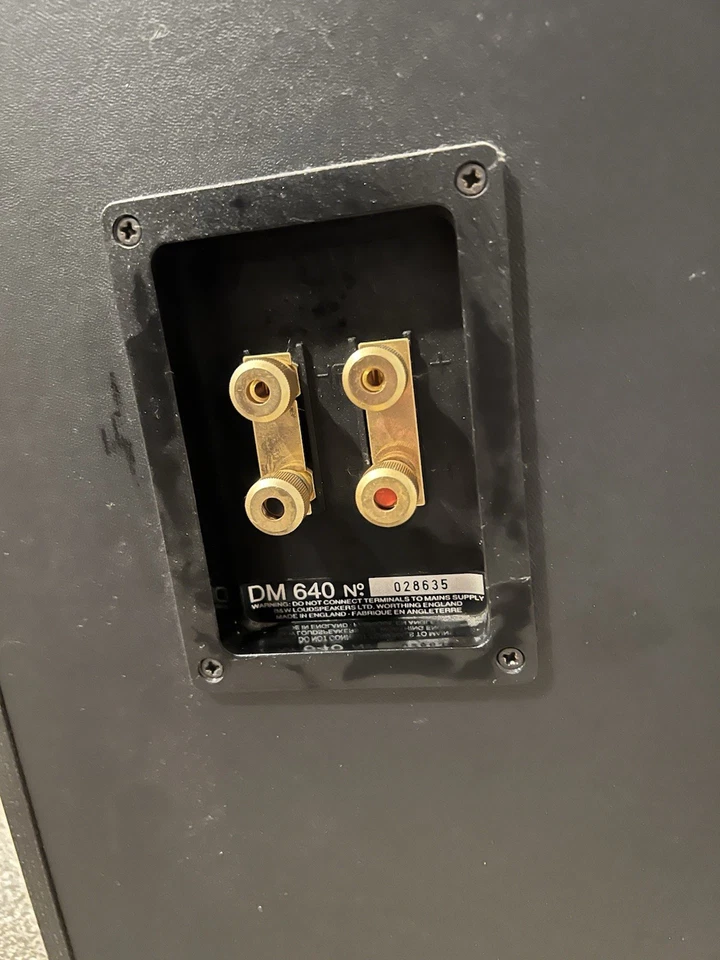 Altavoces de pie clásicos B&W DM 640 N - Audio increíble Foto 3 de 3