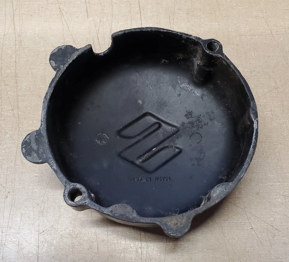 CUBIERTA MAGNÉTICA VOLANTE SUZUKI 11351-41100 RM250 RM370 RM400 Foto 4 de 4