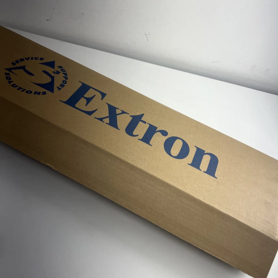(BRAND NEW) Extron 70-1065-04 Retractor Series 2 HDMI Male to Male - Image 2 of 4