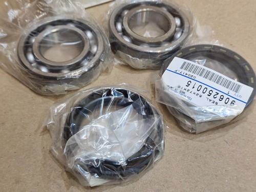 Subaru Leone Mk2 1989-1994 Front Wheel bearing kit 699901010 Genuine NEW OEM - Picture 9 of 12