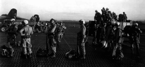 503RD REGIMIENTO DE INFANTERÍA AEROTRANSPORTADA SOMBRERO PARCHE GORRA EJÉRCITO DE EE. UU. PARACAÍDAS LA ROCA WOW - Imagen 19 de 31