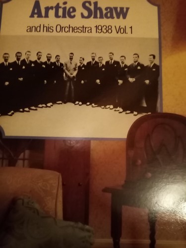 Lps X 2 ARTIE SHAW & HIS ORCHESTRA - 1938 Vol 1 - And Vol 2 EX LP Record - Picture 2 of 2