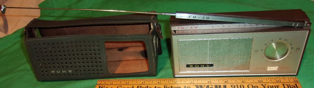 Sony 9 Transistor Radio 1963 Model #TFM-96 Tested Works w