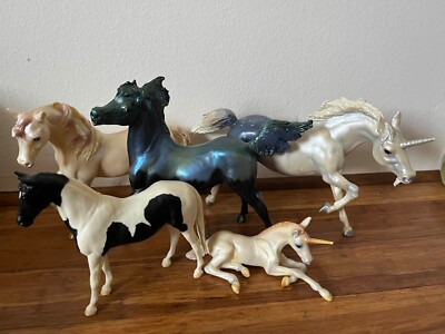 Lot of 5 Breyer Horse Models, Random Assortment Traditional and Classic