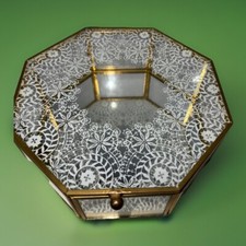 Brass Glass Hinged Octagon Trinket Box White Flowers Chain Vanity 6  