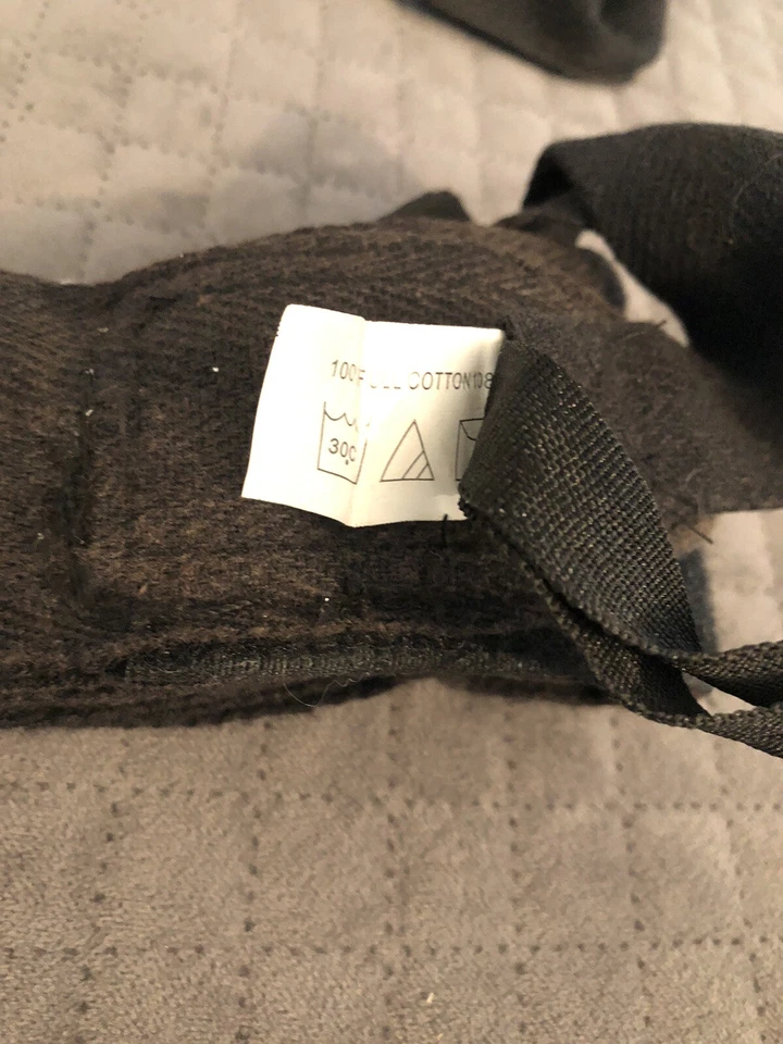 UFC Gym Black Hand Wraps For Fighting MMA Sparing Training 1H - Image 3 of 4