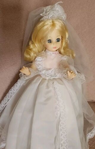 1970 Horseman Doll 13" Blonde Hair,Wedding Dress, Blue Sleep Eyes Vgvc - Picture 2 of 8