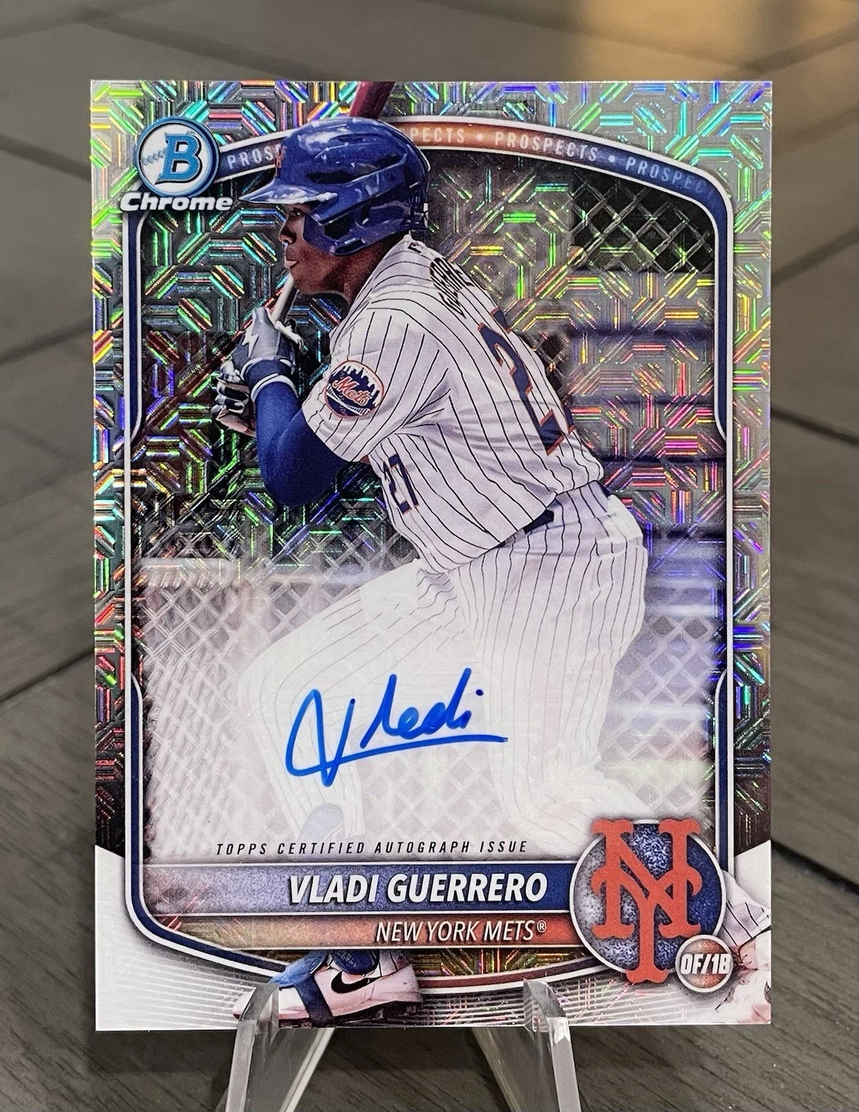 2025 Bowman Vladi Guerrero Chrome Prospect Auto Mega Box Refractor #BMA-VG Mets