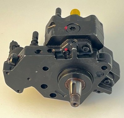 Bosch 0445010075 Einspritzpumpe für Nissan INTERSTAR dCi 80 & Primastar dci 100