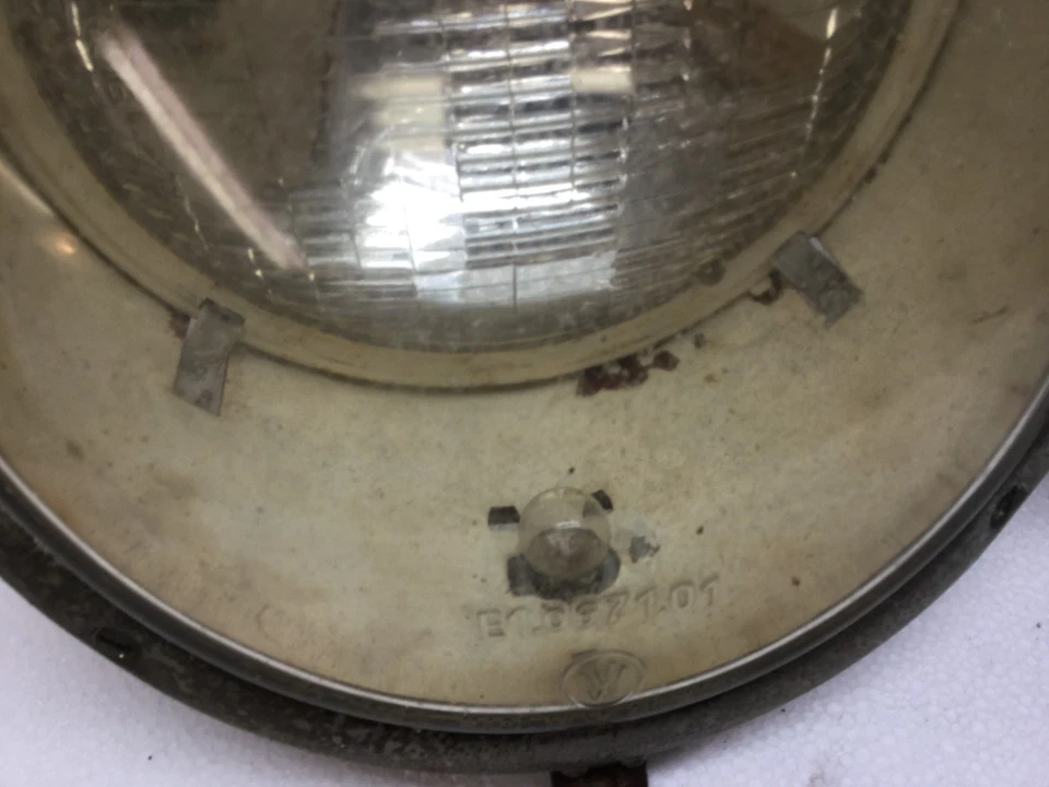 Conjuntos de pares de faróis Volkswagen Beetle tipo 1 1946 - 1966 E1 0671 01 - Imagem 3 de 4