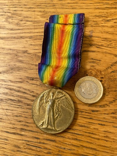 WW1 British Army Victory Medal Pte R Hughes 62339 Welsh Regiment - Picture 3 of 3