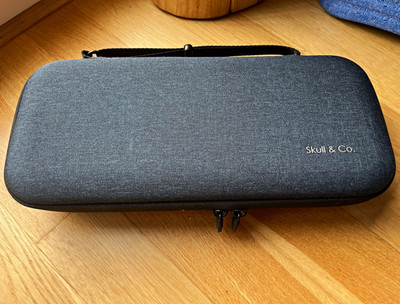 Skull & Co. Travel Case für Steam Deck Konsole, Schwarz/Grau