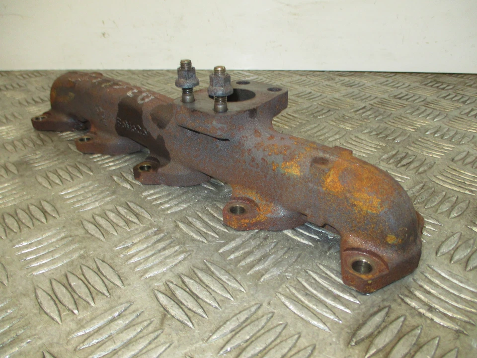 Ford Focus 2017 1,5 TDCi XWDB. Colector de escape 41,6K Foto 3 de 4