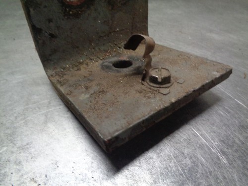 LINCOLN SA 300 SA300 CONTINENTAL TMD WELDER MOTOR SUPPORT BODY PLATE MOUNT - Picture 2 of 4