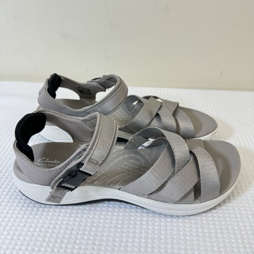 CLARKS Women's Cloudstepper Mira Tide Sandals