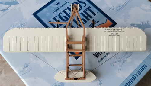 VINTAGE NEW 1999 HALLMARK LEGENDS IN FLIGHT LIMITED EDITION WRIGHT FLYER QHA1001 - Picture 8 of 9