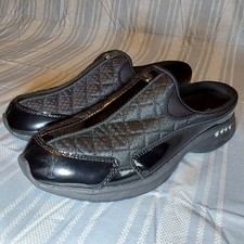 NEW Easy Spirit Shoes Womens 9M Traveltime Classic Quilted Mule Clogs Black