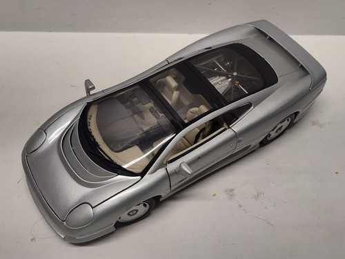 Vintage Maisto XJ220 Intex 28547 Special Ed. Jaguar XJ220 1:18 Diecast Toy Car - Picture 2 of 24