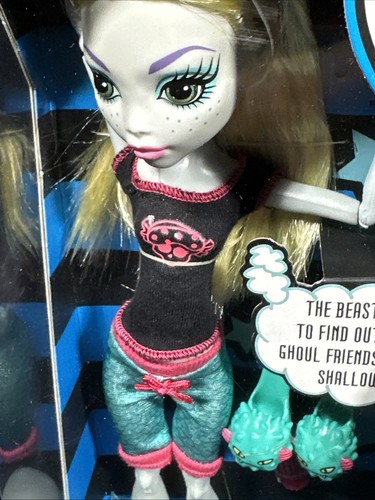Monster High Dead Tired Lagoona Blue Doll 2012 Mattel BBR76 - Picture 4 of 15