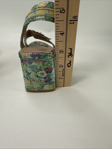L'Artistle Spring Step Multi Color floral sandal size 36 - Picture 8 of 9