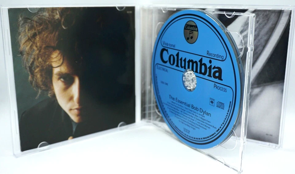 Bob Dylan : The Essential 2CD Album - Blowing In The Wind - Image 3 of 3