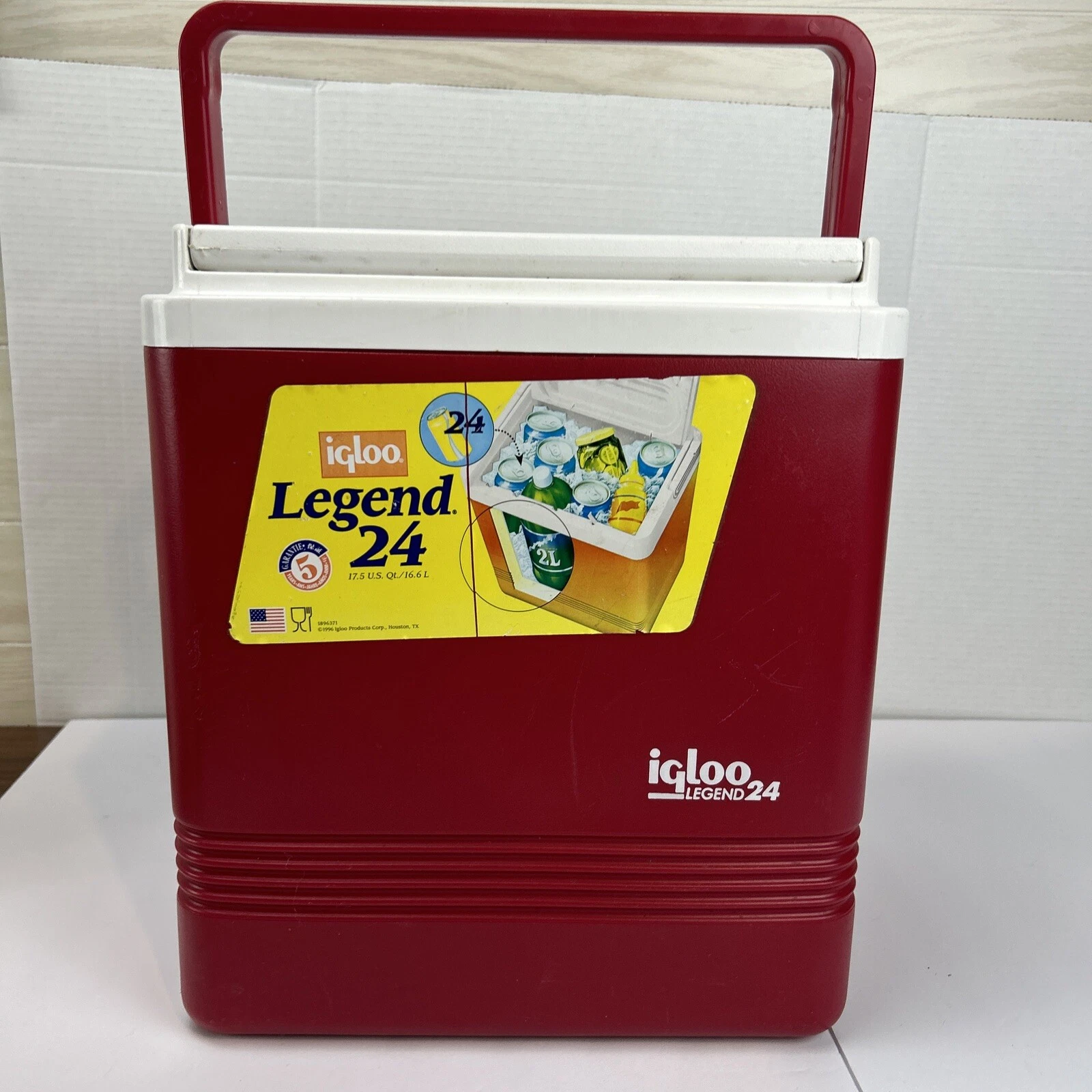 VTG igloo Legend 24 Cooler 1996 Red 17.5 US qt