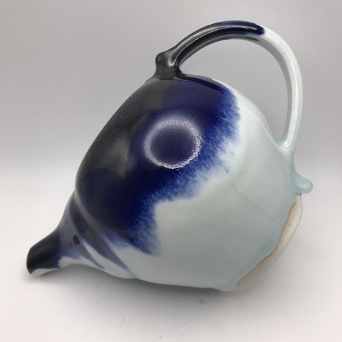 Sea Rose Studio Art Pottery Marbled Murrelet Blue & White Tea Pot w/ lid seabird - Picture 3 of 10