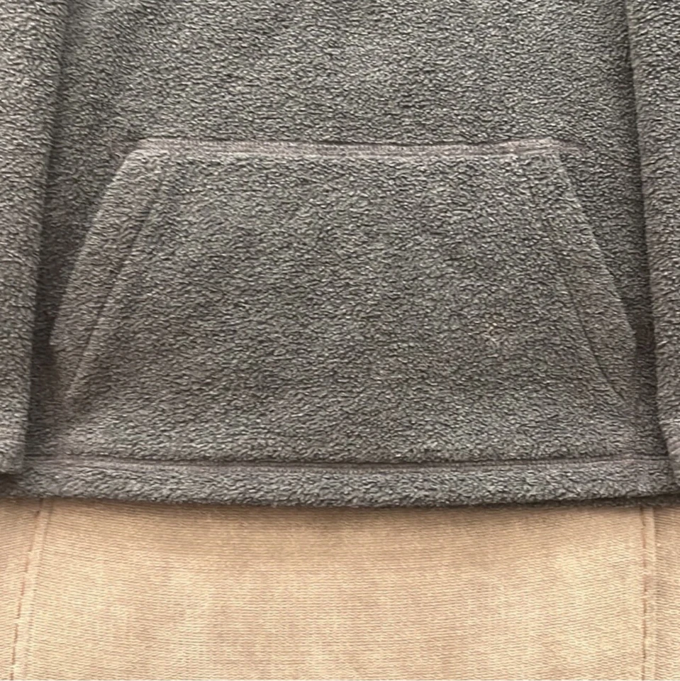 Children’s Place Boys Charcoal Grey Fleece 1/4 Zip Pullover Sweatshirt Size 5T - Image 3 of 4