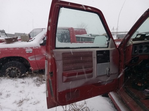 DOOR 82-93 Chevy S10 Blazer GMC Jimmy FRONT LEFT DOOR - Picture 2 of 7