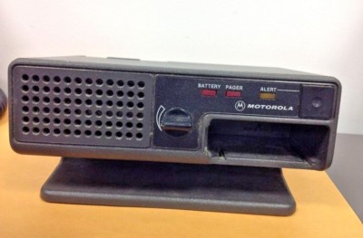 Motorola Amplified Charger NYN4585B, Power Cube, for PARTS or REPAIR