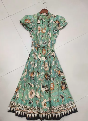 Ulla Johnson Damen-Midikleid Baumwolle V-Ausschnitt Puffärmel A-Linie - Bild 4 von 8